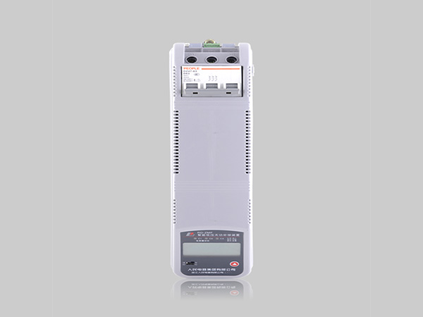 電容器、控制器